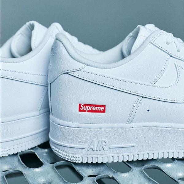 ★シュプリーム ナイキ スニーカー コピー supreme 偽物★ NIKE AIR FORCE 1 LOW ★ White201116CC8